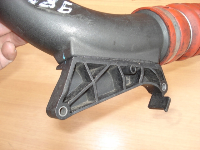 фото №10, Bmw x1 f48 x2 труба воздуха шланг интеркулер 9888457