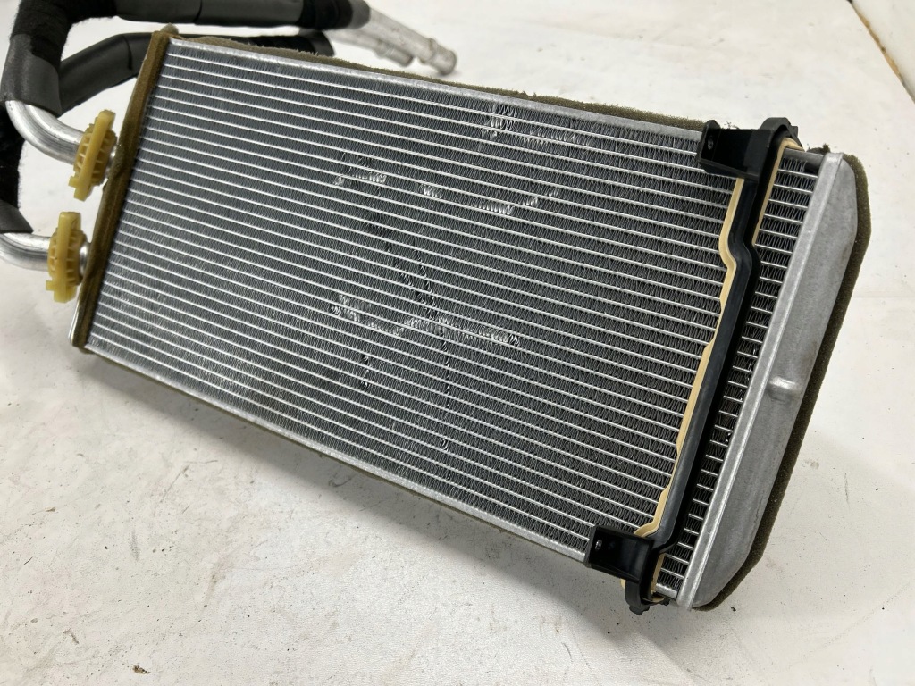 Обігрівач maserati ghibli 1161302030 Недорого