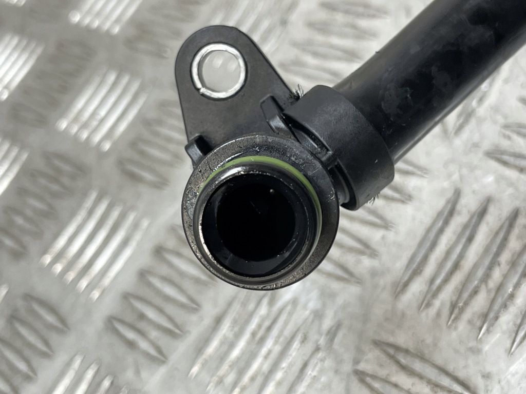 Bmw оригінальний номер 9452051 8482755 9468402 x5 g05 3' g20 шланг оливи масляний Ціна