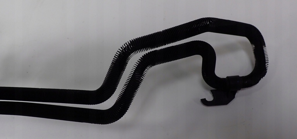 фото №12, Радиатор масла провода audi s6 c6 5.2 4f0422885g