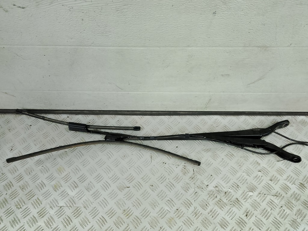 фото №1, Toyota proace peugeot partner k9 2023 рычаги дворник перед комплект