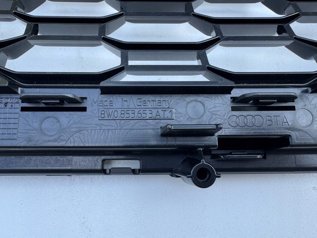 фото №9, Решётка радиатора решётка радиатора 8w0853653at wfj audi rs4 b9 8w оригинальная