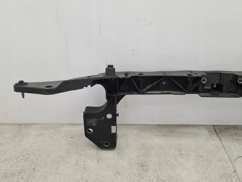 фото №11, Renault clio iii pas передний усилитель 8200290143