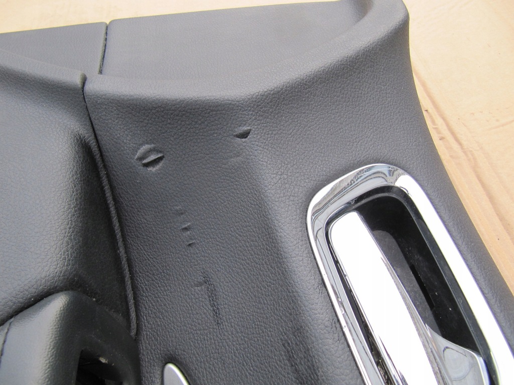 фото №12, Dodge durango iii 11 обшивка w дверь перед передние