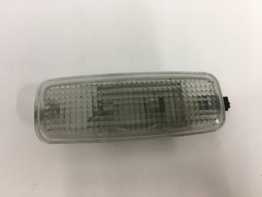 фото №11, Audi лампа освітлення кабіни 8l0947105a