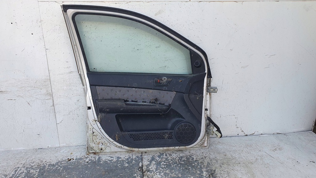 фото №9, Hyundai getz левая дверь передние перед €