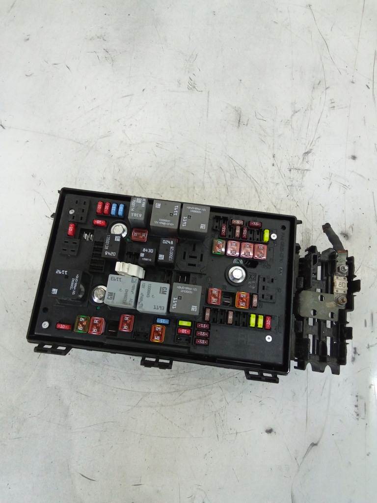 фото №1, K457 коробка предохранителей opel astra j 13318779