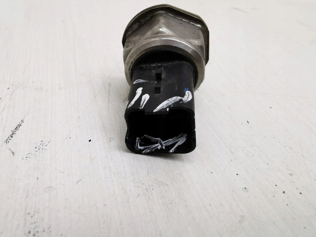 фото №7, Ford c-max i 2010 датчик тиску пального