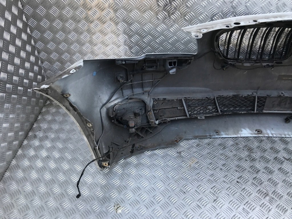 фото №7, Bmw 5 f10 бампер передний перед a300 alpinweiss