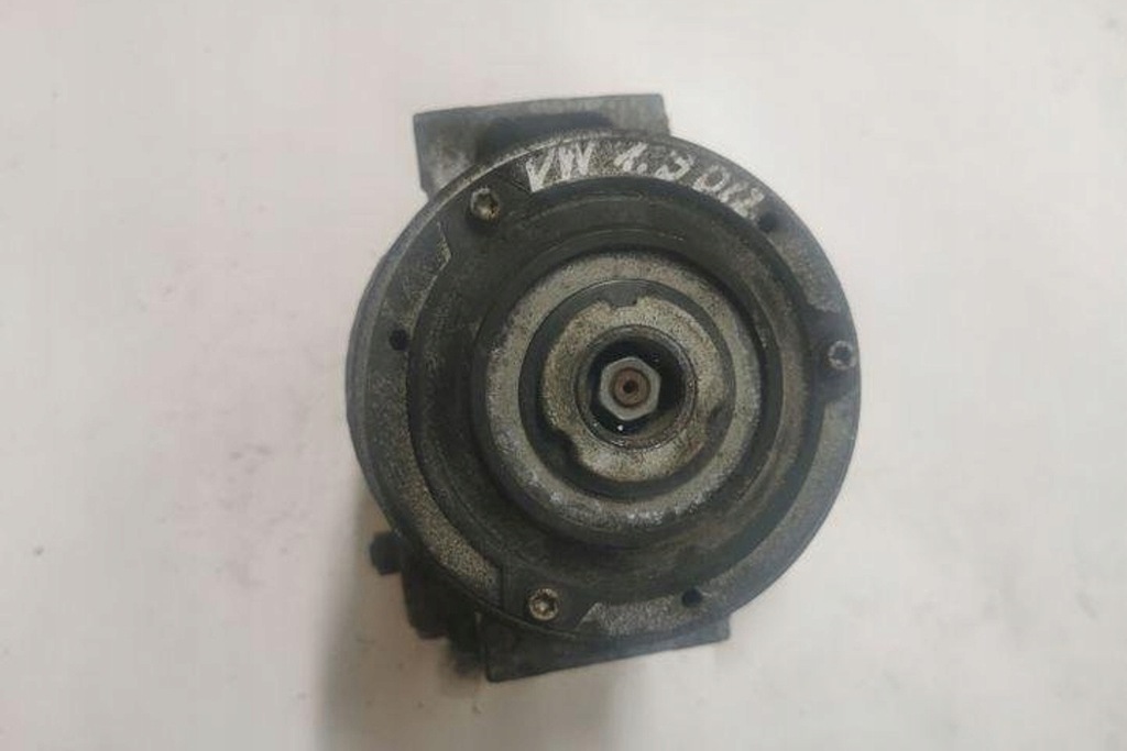 фото №7, Компрессор кондиционера vw golf plus 5m1, 521 1k0820803g 1.9l дизель 77kw