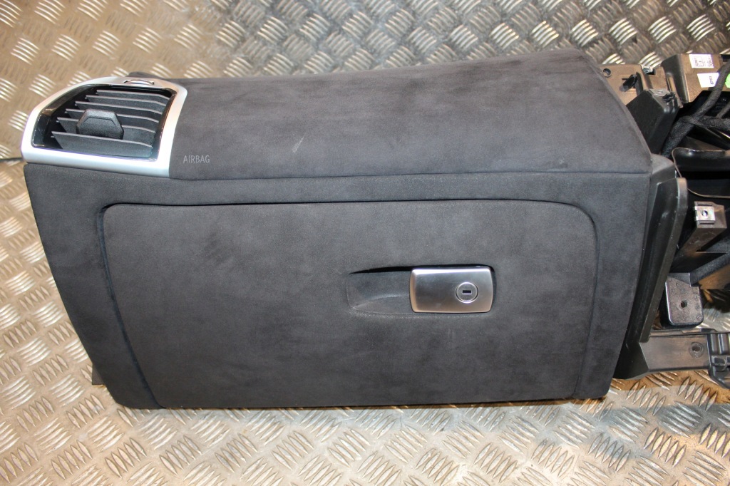 фото №15, Bmw g14 g15 g16 m8 f92 f93 приборная панель приборная панель  туннель alcantara карбон