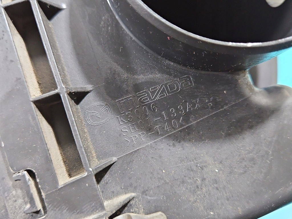 фото №8, Корпус фільтра повітря mazda 6 iii gj k6805 sh0513201 2.2d