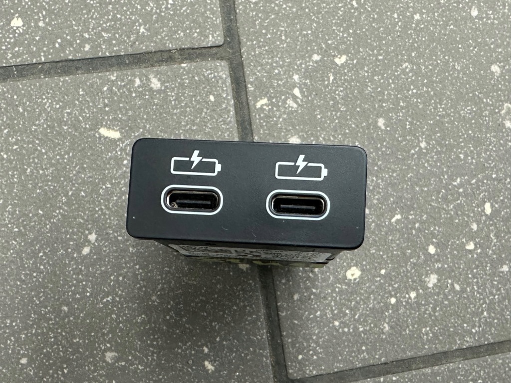 Купить Port dual usb typ c разъём bmw x1 u11 5a84181