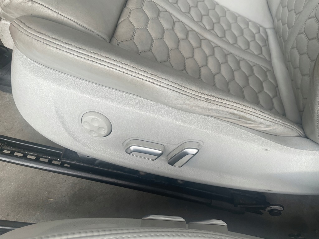 фото №6, Оббивка сидіння audi rs7 4g8