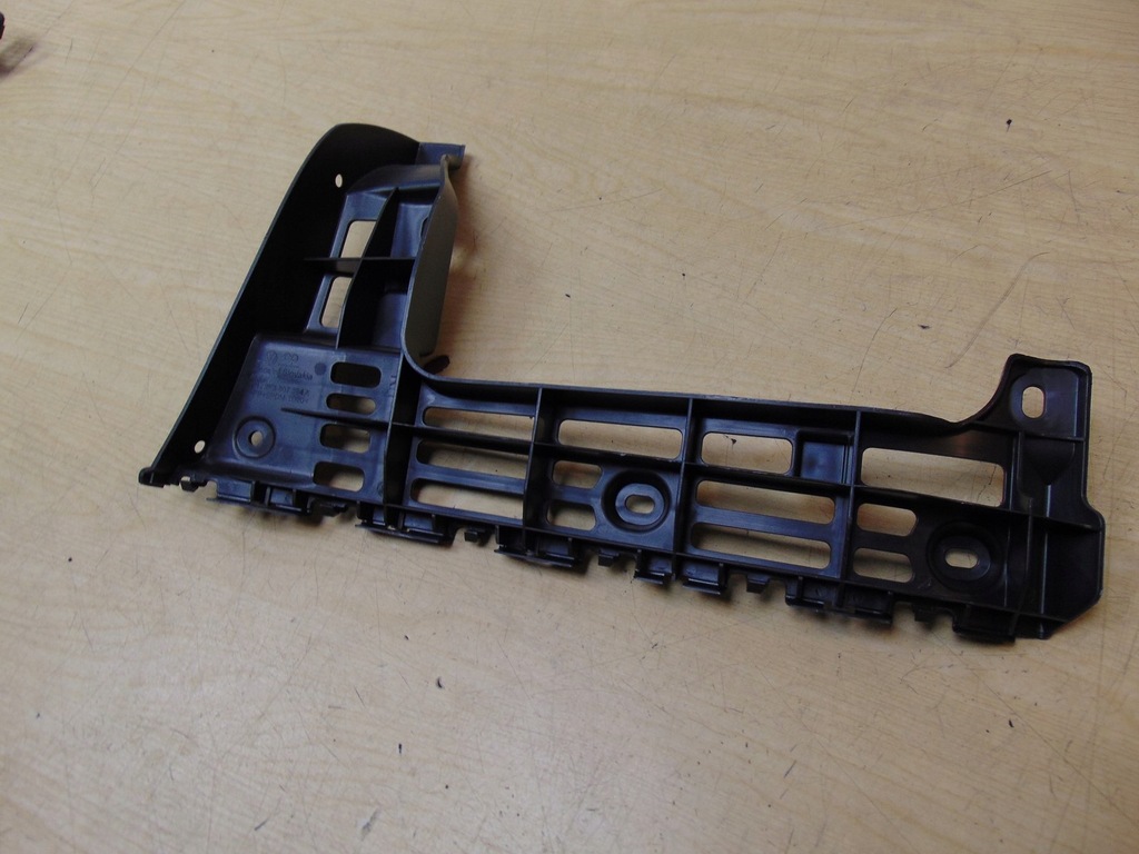 фото №10, Напрямна бампера правий задня vw caddy 2k5807394a новий