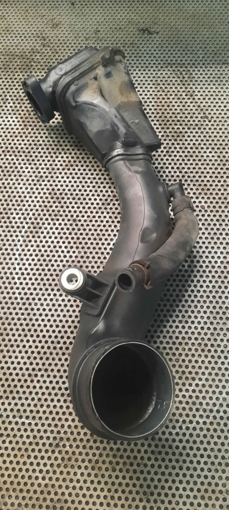 фото №2, Wąż впускной воздуха renault master 8l860028h