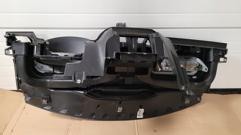 фото №9, Консоль+ 2x подушка vw golf v+ plus europa оригинал