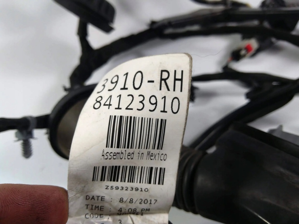 фото №5, Gmc yukon escalade tahoe 2015-20 джгут трубопровід двері правий перед