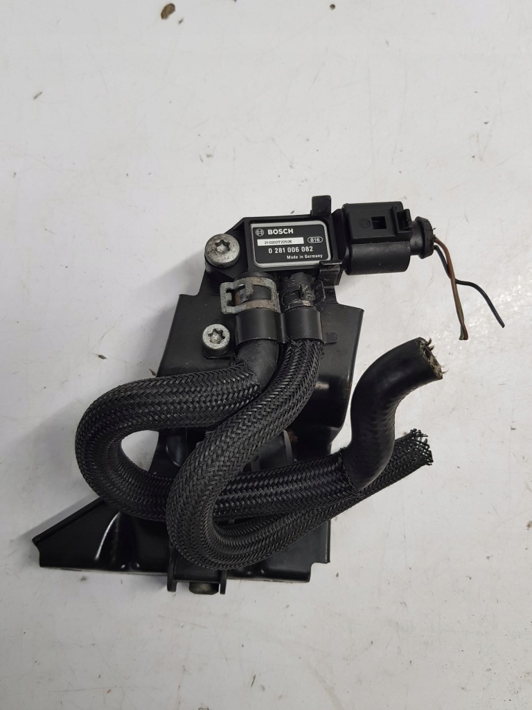 Купити Датчик dpf golf touran passat 0281006082