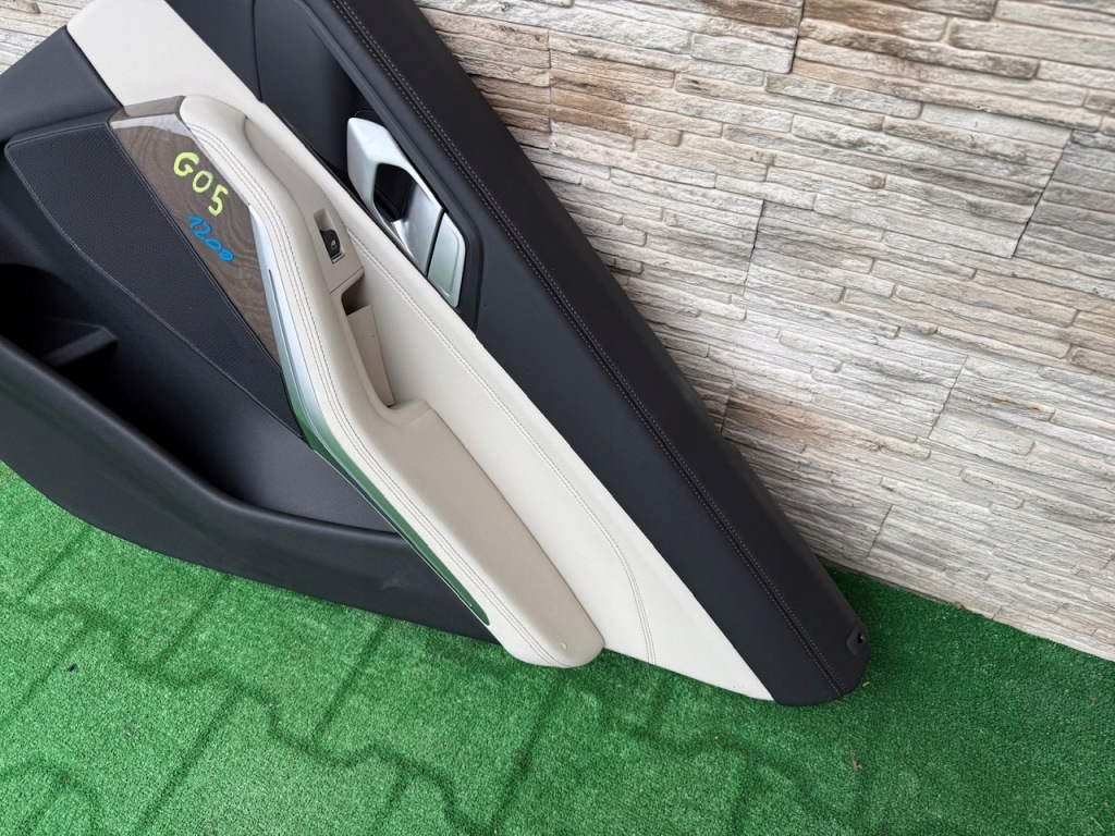 фото №4, Оббивка двері салон bmw x5 g05 задня правий