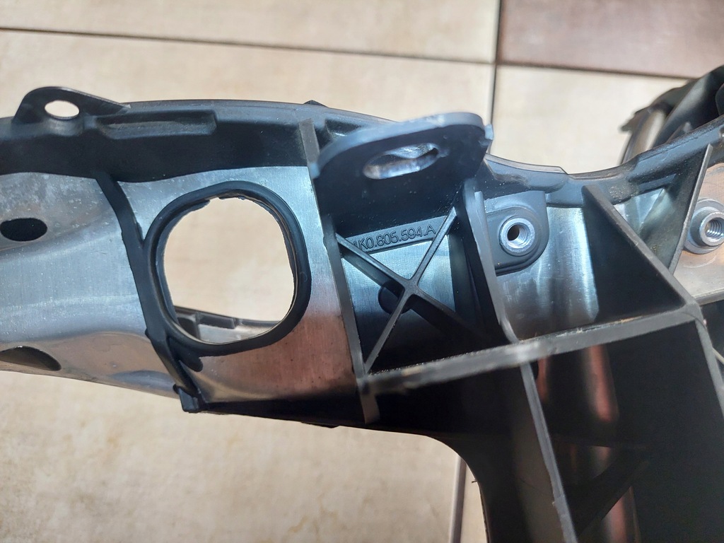 фото №16, Pas передній - audi a6 c8 - 4k0