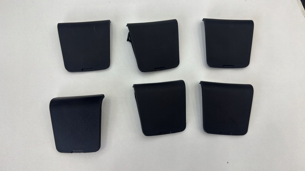 Купити Ram 1500 v 19- заглушка заднього бампера накладка 68299112ac