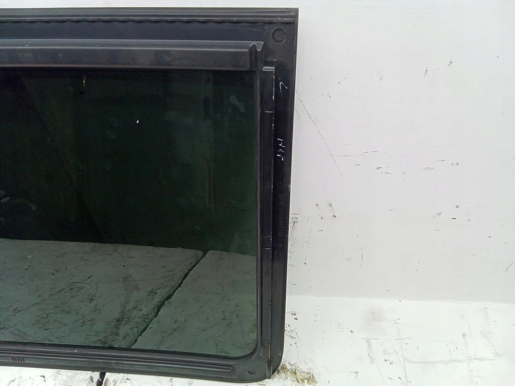 фото №5, Audi q7 4l 2006 стеклянный люк