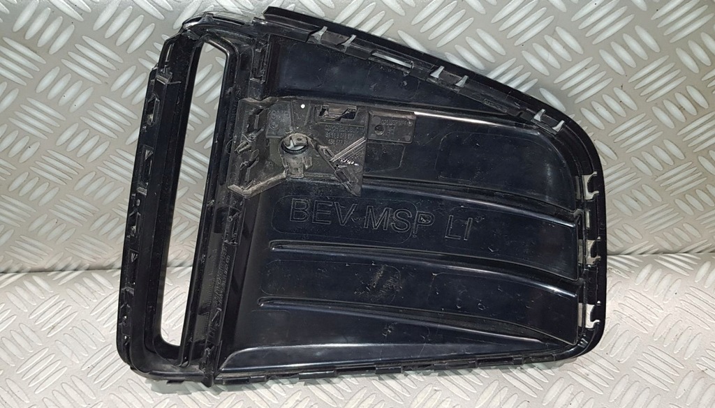 фото №13, Bmw 4 g26 m-pakiet решётка бампера левый впуск кронштейн перед pdc 8082439