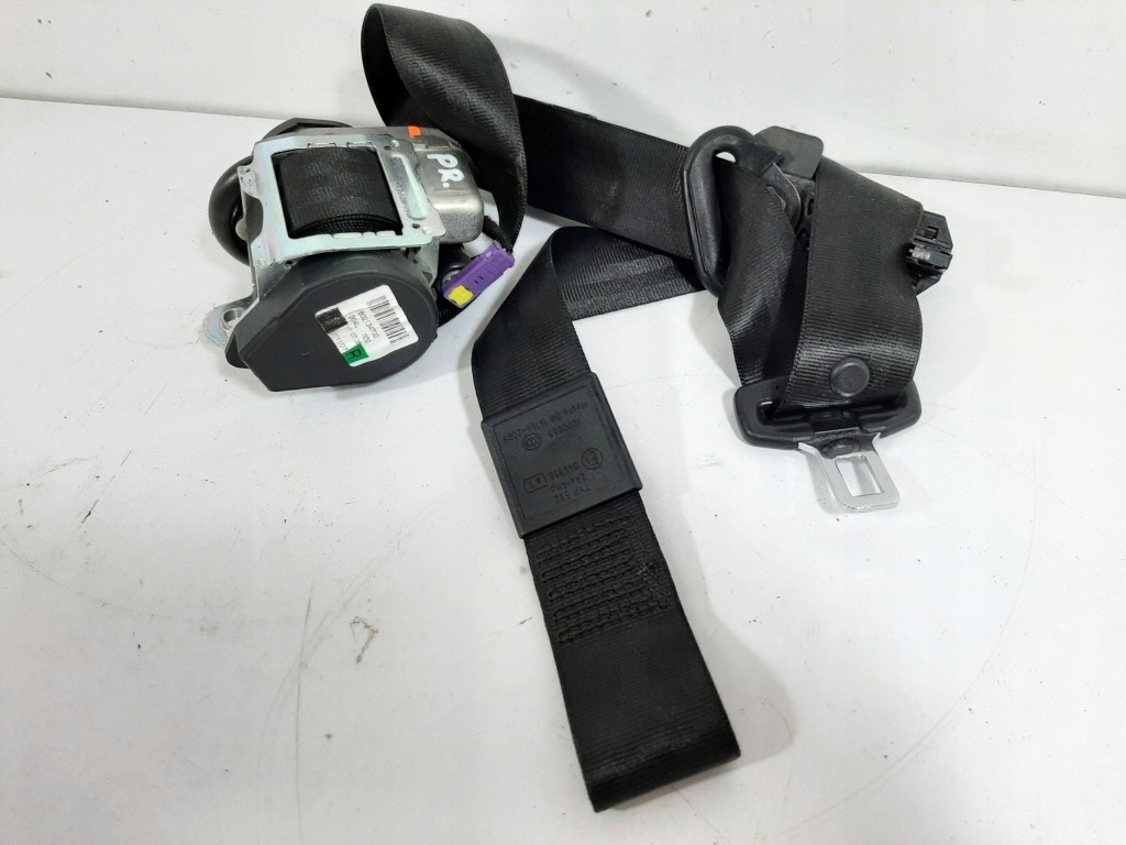 Купить Audi a3 8p 1.9tdi 08r ремень безопасности правый  перед 8p3857706b