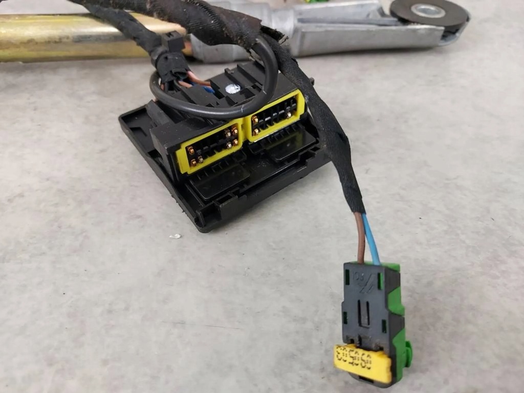 фото №6, Натяжитель поперечина левый перед renault espace iv eu