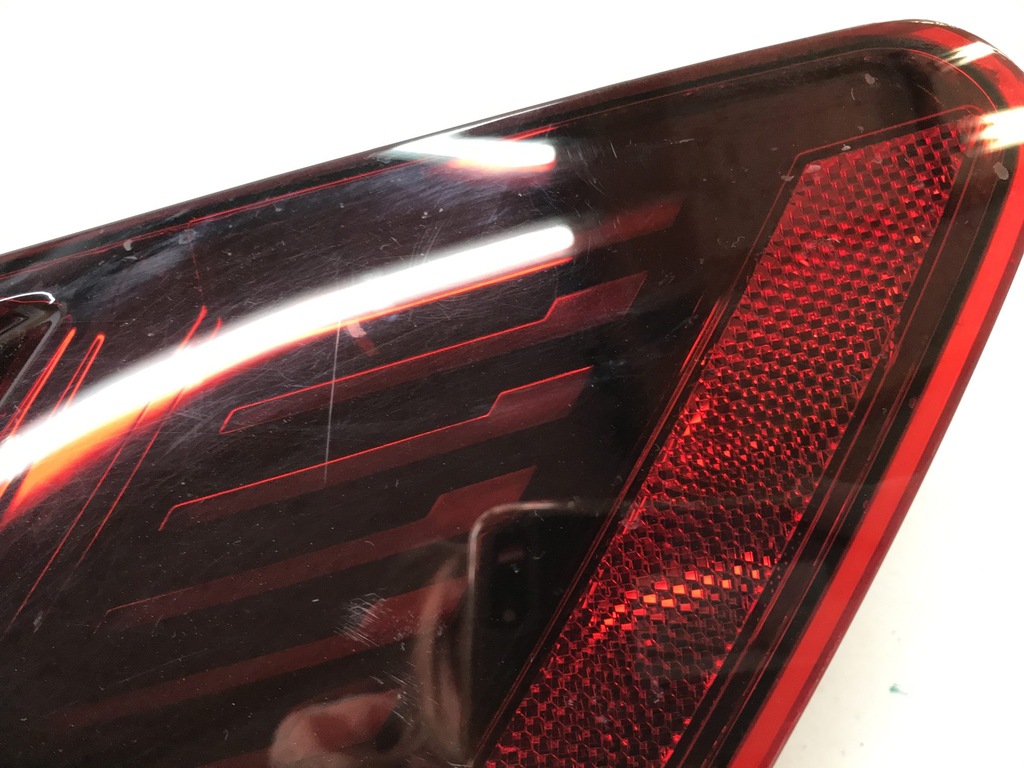 фото №8, Vw arteon 3g8 17- лампа правый задняя кузовная led 3g8945208j