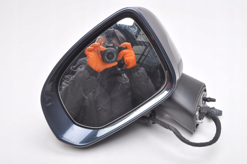 фото №1, Volvo xc60 ii зеркало левая 13 pin