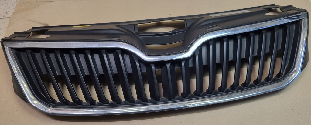 фото №2, Решітка радіатора решітка радіатора перед skoda rapid 5ja оригінальний номер 5ja853668