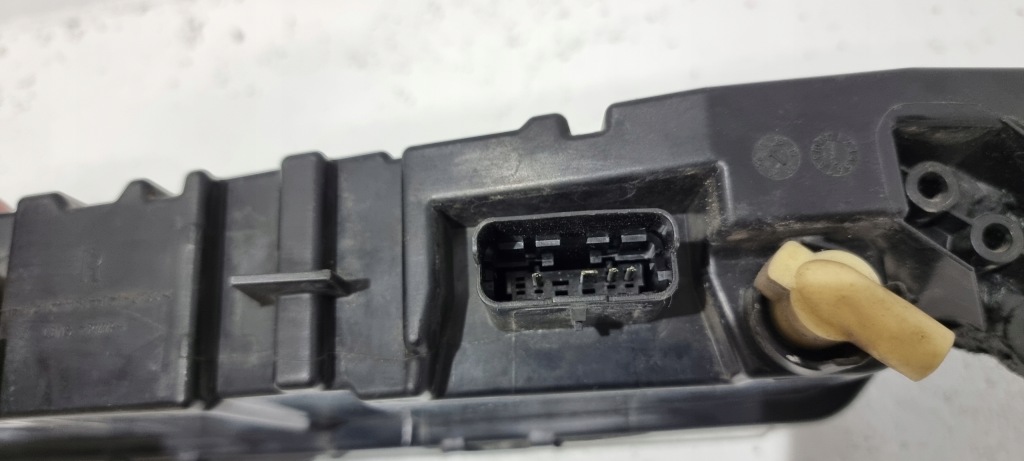 Фара фонарь  led drl правое citroen c4 picasso 2 14- Доставка