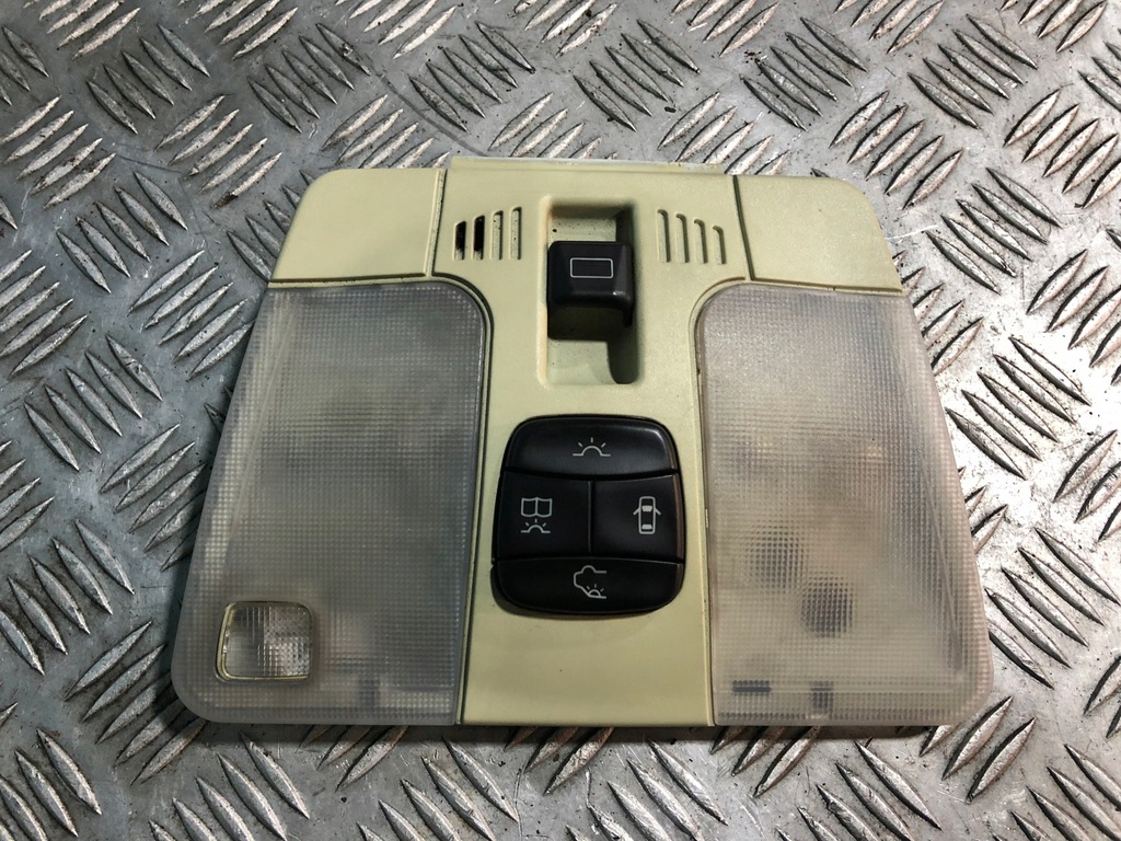 фото №1, Mercedes w210 лампа стельовий освітлення кабіни