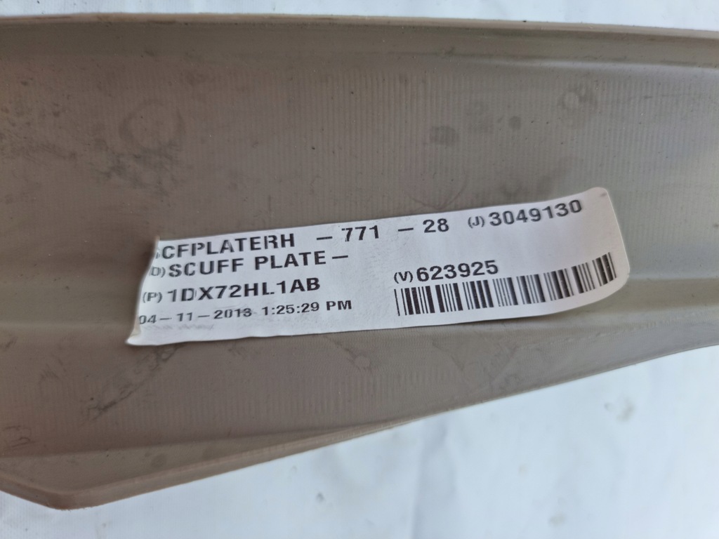 фото №8, Dodge ram 1500 longhorn laramie 5.7 hemi молдинг порог хром задняя 2013-