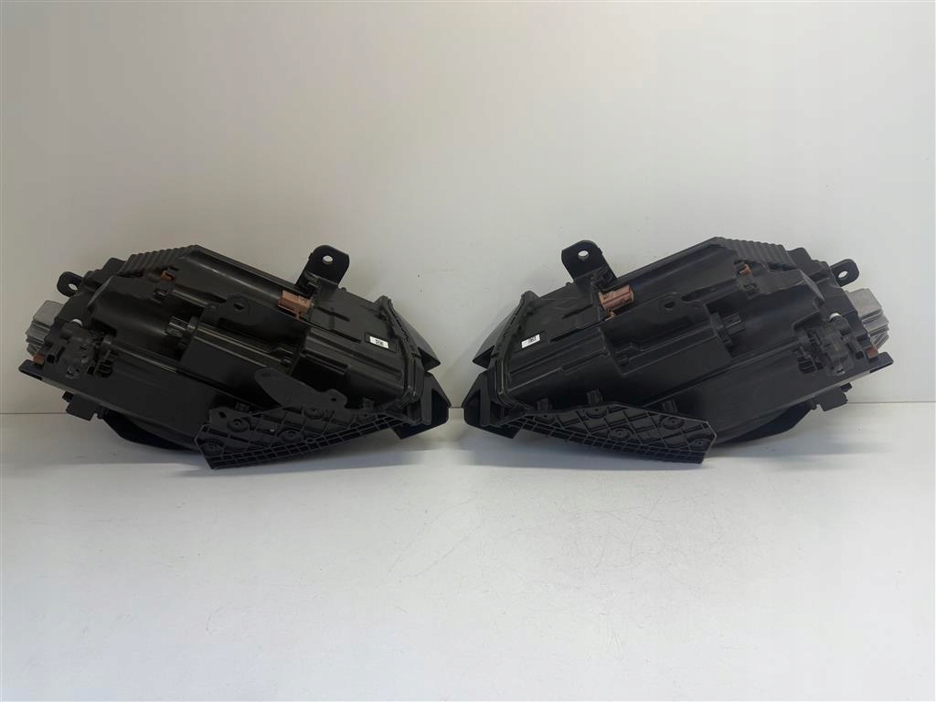 Jeep compass 2 2 fl рестайлинг  20r+ фара перед full led комплект . с Разборки