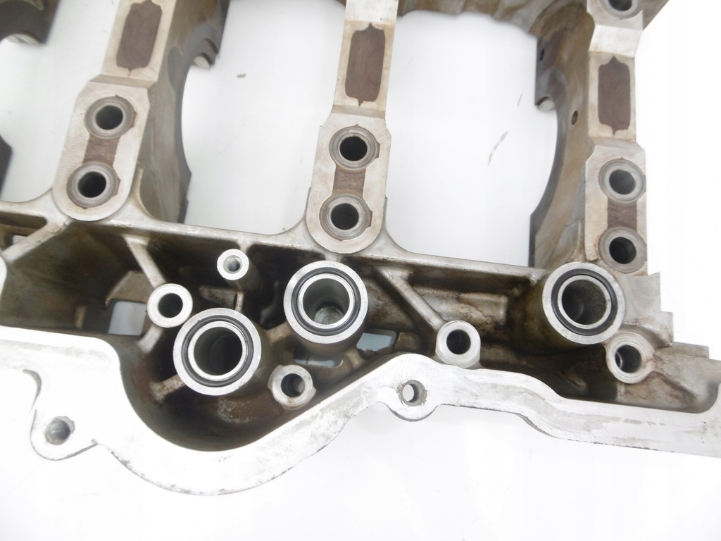 фото №12, Основание вала коленчатого volvo xc90 s80 4.4 v8