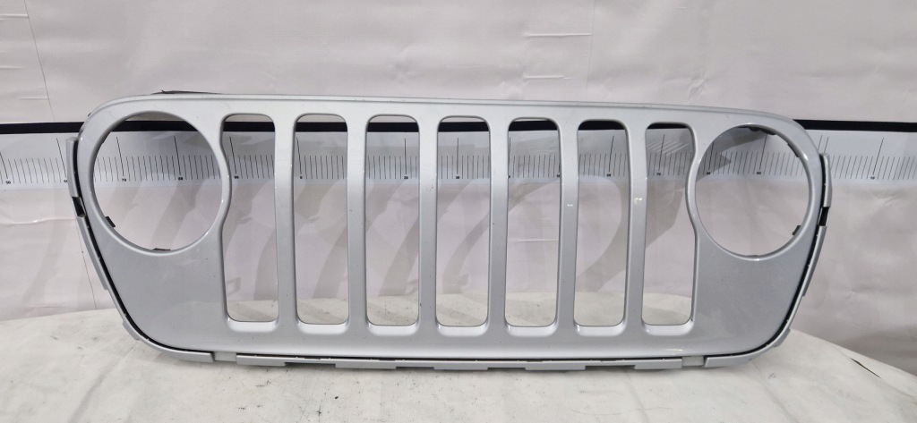 фото №1, Jeep rubicon wrangler iv 4 решётка радиатора решётка радиатора