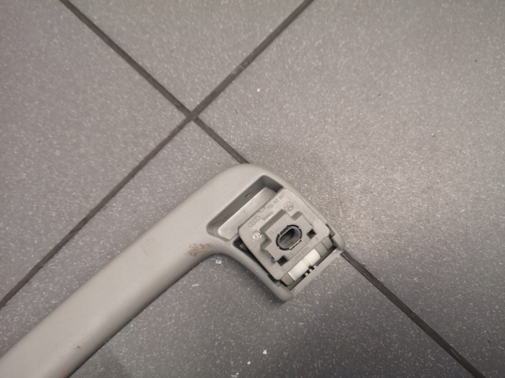 фото №6, Ручка потолочный левая audi a4 b6 8e0857607a