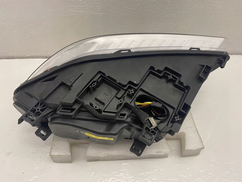 фото №15, Volvo s80 v70 xc70 лампа права ксенон ні skr