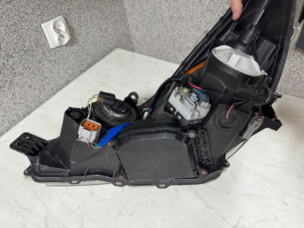 фото №6, Subaru legacy outback 09- лампа передняя ксенон europa оригинал