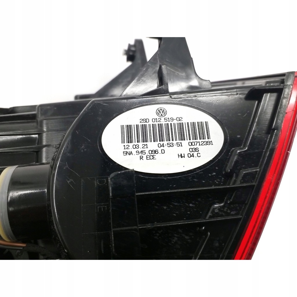 фото №8, Vw tiguan ad1 задние свет 5na945096d