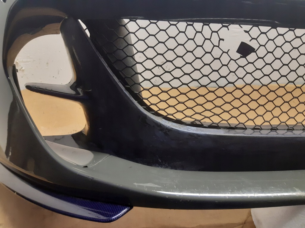 Ferrari 812 superfast бампер карбон перед Киев