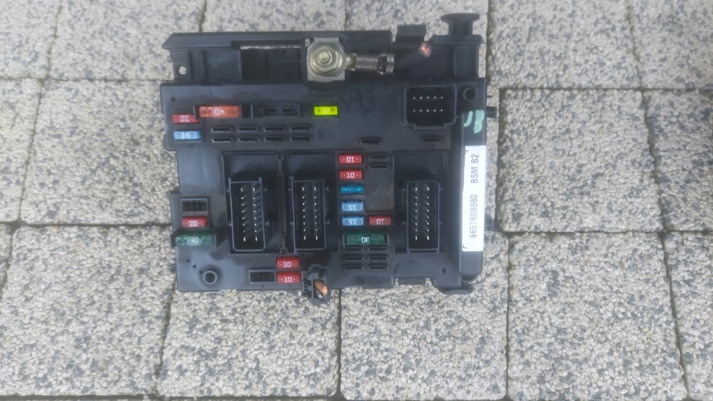 Купити Skrzynka-moduł bsm b2-citroen;peugeot 9657608880 delphi