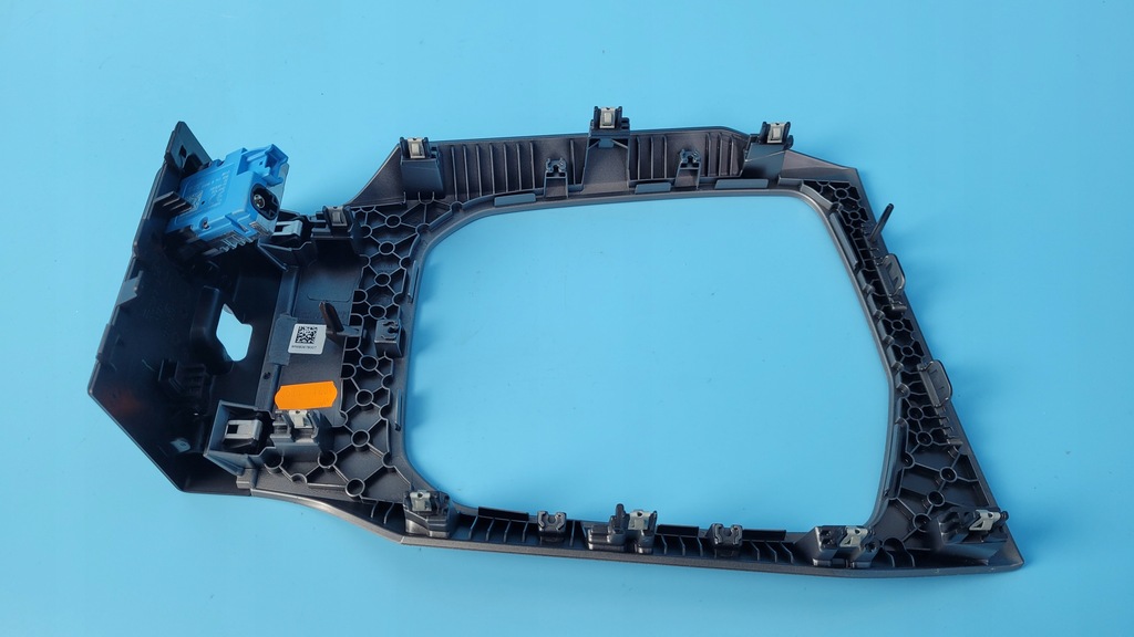 фото №8, Bmw 3’ g21 19r рамка dekor захист тунелю port usb 6807232 6806780 8711939