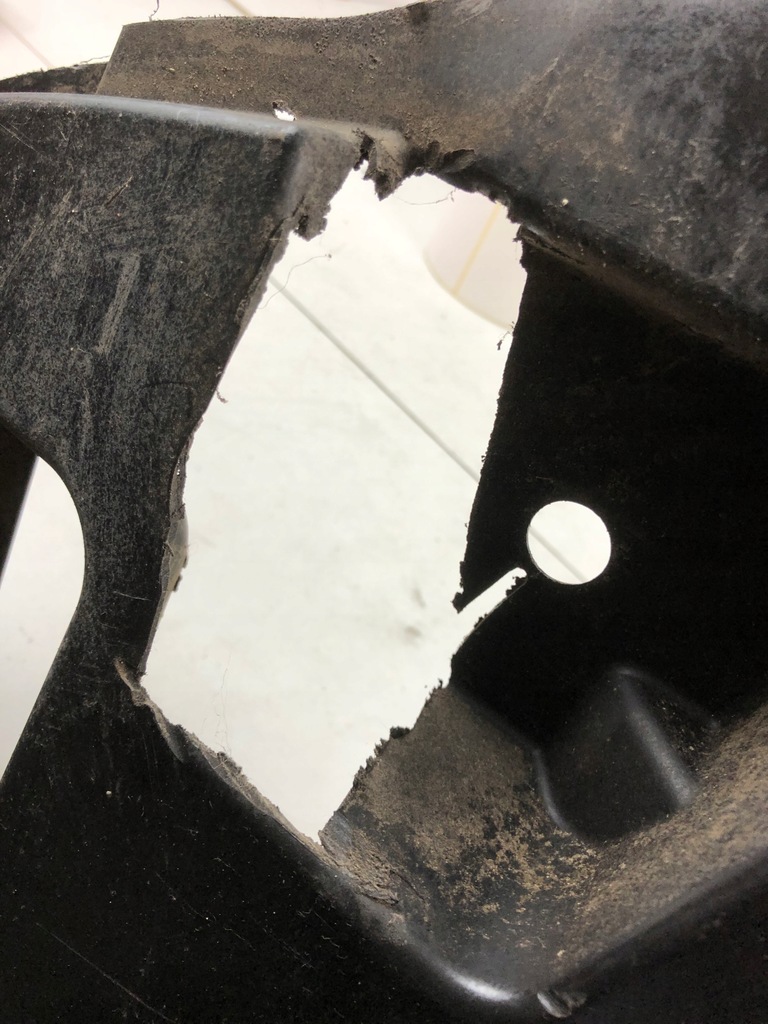 фото №6, Toyota оригинальный номер 58308-47011 защита плита