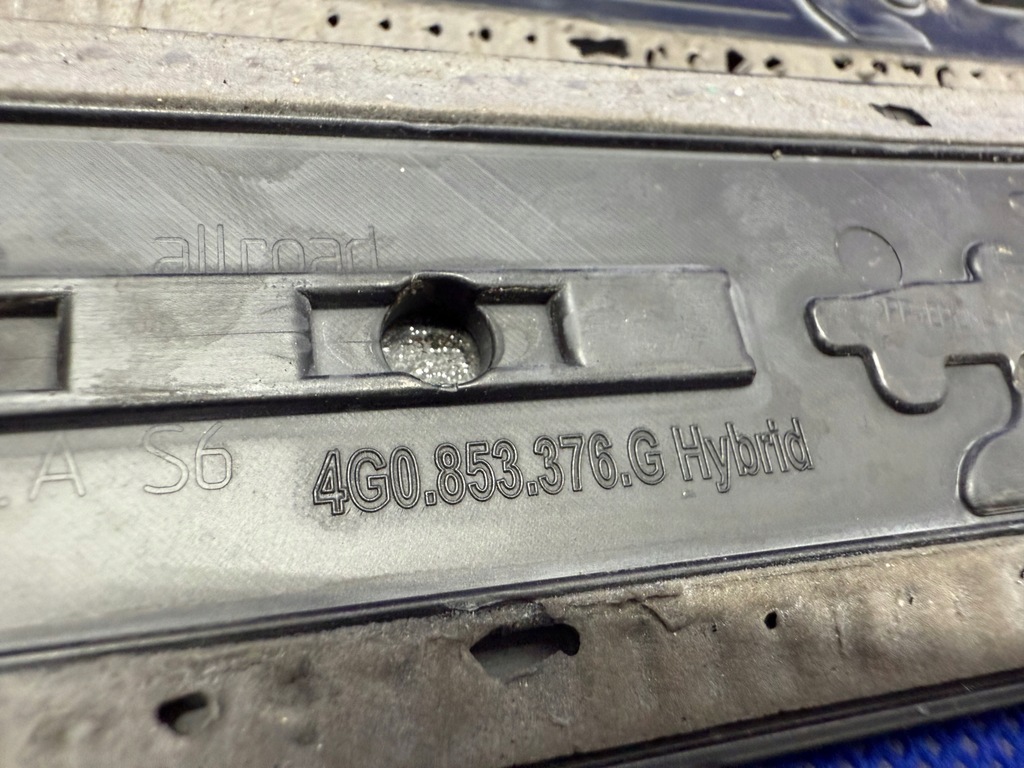 фото №6, Audi a6 c7 allroad накладки накладки пороговые 4g0853376g 4g0853375g