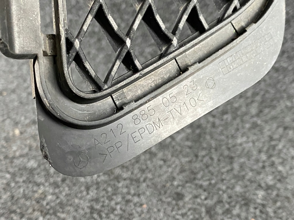 фото №16, Решётка средняя бампера mercedes w212 a2128850523