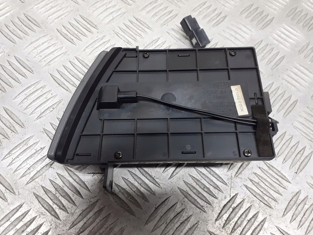 фото №6, Попільничка kia carens ii